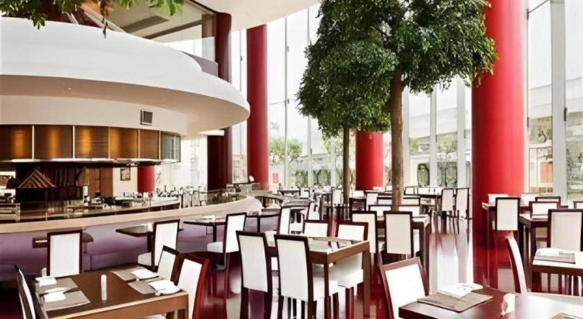 Crowne Plaza Shanghai Pudong By Ihg Exteriör bild